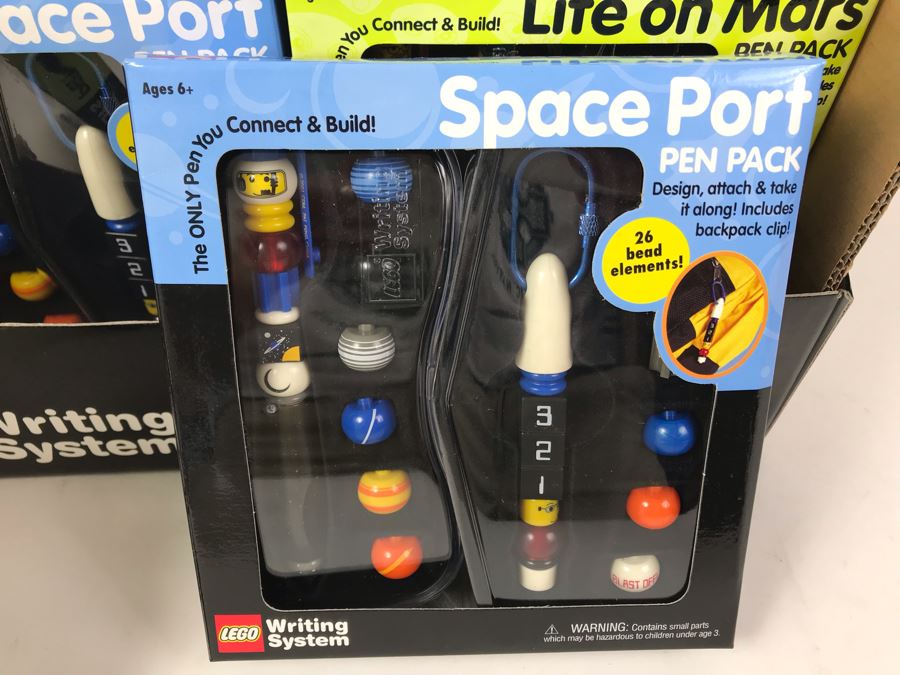 New 2001 LEGO Writing System Pen Packs: Life On Mars Pen Packs, Space Port Pen Packs, Dream Star Pen Packs, Safari Pen Packs, Alpha Pen Packs, Classic Pen Packs Merchandiser Store Display By The CDM Company - 12 Pen Packs [Photo 11]