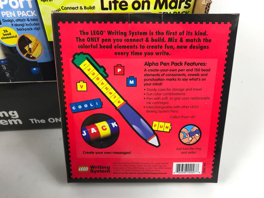 New 2001 LEGO Writing System Pen Packs: Life On Mars Pen Packs, Space Port Pen Packs, Dream Star Pen Packs, Safari Pen Packs, Alpha Pen Packs, Classic Pen Packs Merchandiser Store Display By The CDM Company - 12 Pen Packs [Photo 23]
