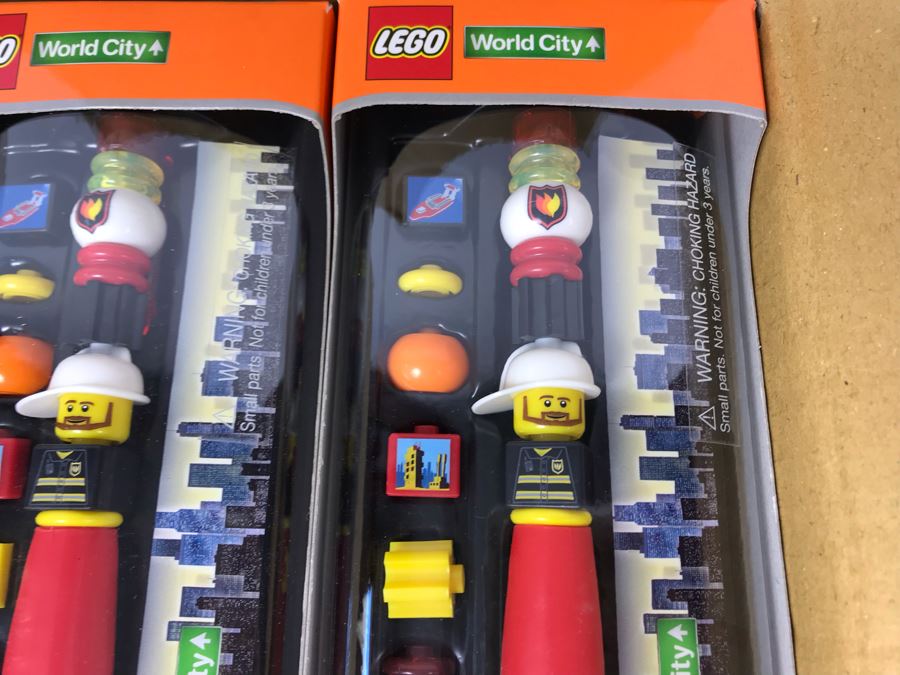 New 2004 LEGO World City Pens Writing System Pens By The CDM Company - 6 Pens [Photo 2]