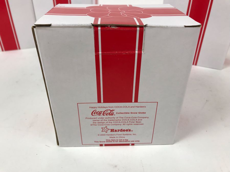 New 2003 Hardee's Coca-Cola Collectible Snow Globes - 4 Total [Photo 7]