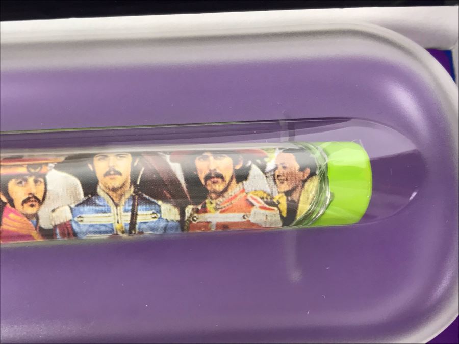 New The Beatles Sergeant Pepper's Lonely Hearts Club Band Limited Edition Individually Numbered Collectible Memorabilia Pod Pens - 8 Pens [Photo 7]