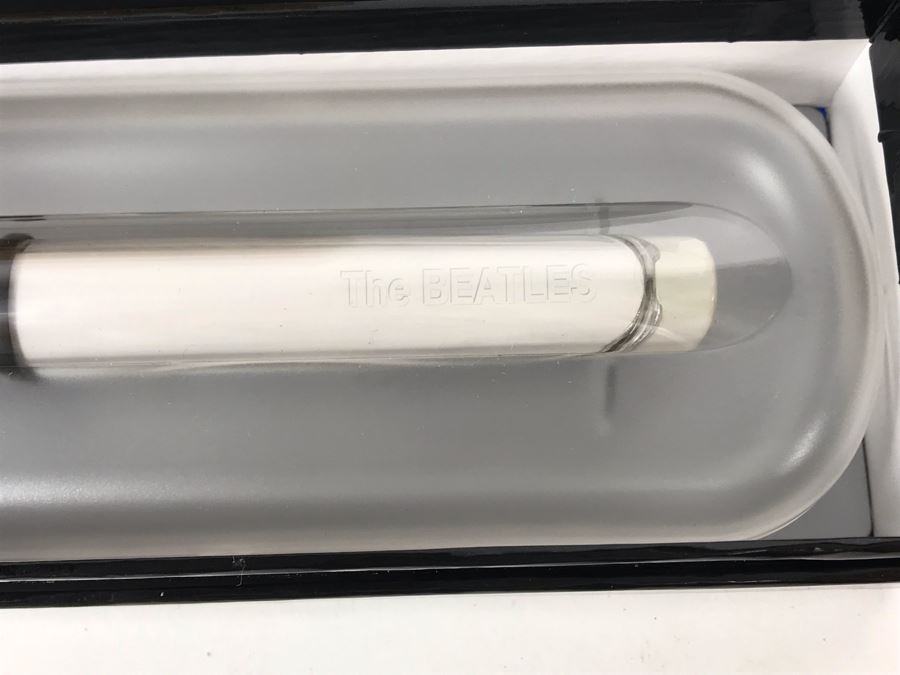New The Beatles White Album Limited Edition Individually Numbered Collectible Memorabilia Pod Pens - 8 Pens [Photo 5]