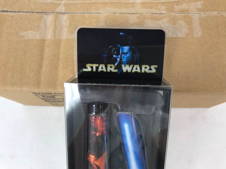 New Sealed Box Of (4) 2004 Star Wars Comic-Con Limited Edition Individually Numbered Collectible Memorabilia Pod Pens Plus One Loose Pen - 5 Pens [Photo 3]