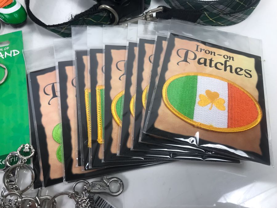 Just Added - Ireland Lot With Keychains, Key Fobs, Patches, Irish Barrettes, Irish Shoe Laces, Irish Bandanas, (2) Irish Dog Collars, Irish Dog Leash And Pink Basket - See Photos [Photo 3]