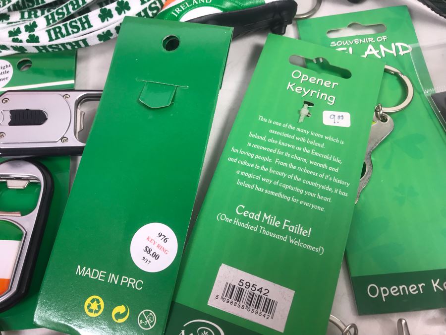Just Added - Ireland Lot With Keychains, Key Fobs, Patches, Irish Barrettes, Irish Shoe Laces, Irish Bandanas, (2) Irish Dog Collars, Irish Dog Leash And Pink Basket - See Photos [Photo 6]
