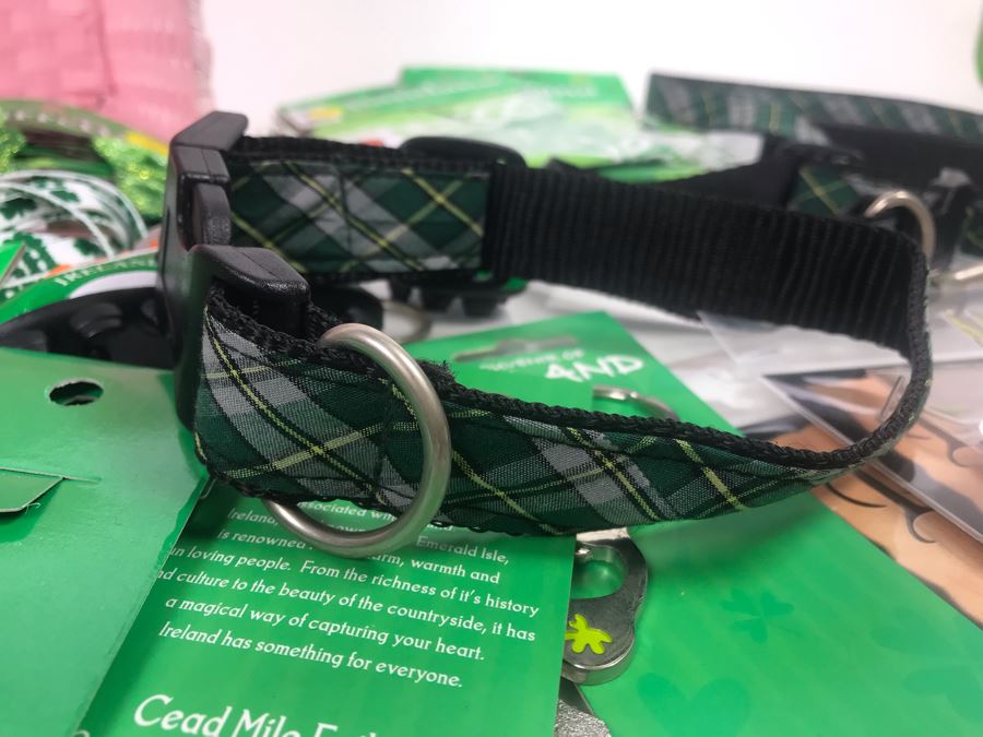 Just Added - Ireland Lot With Keychains, Key Fobs, Patches, Irish Barrettes, Irish Shoe Laces, Irish Bandanas, (2) Irish Dog Collars, Irish Dog Leash And Pink Basket - See Photos [Photo 17]