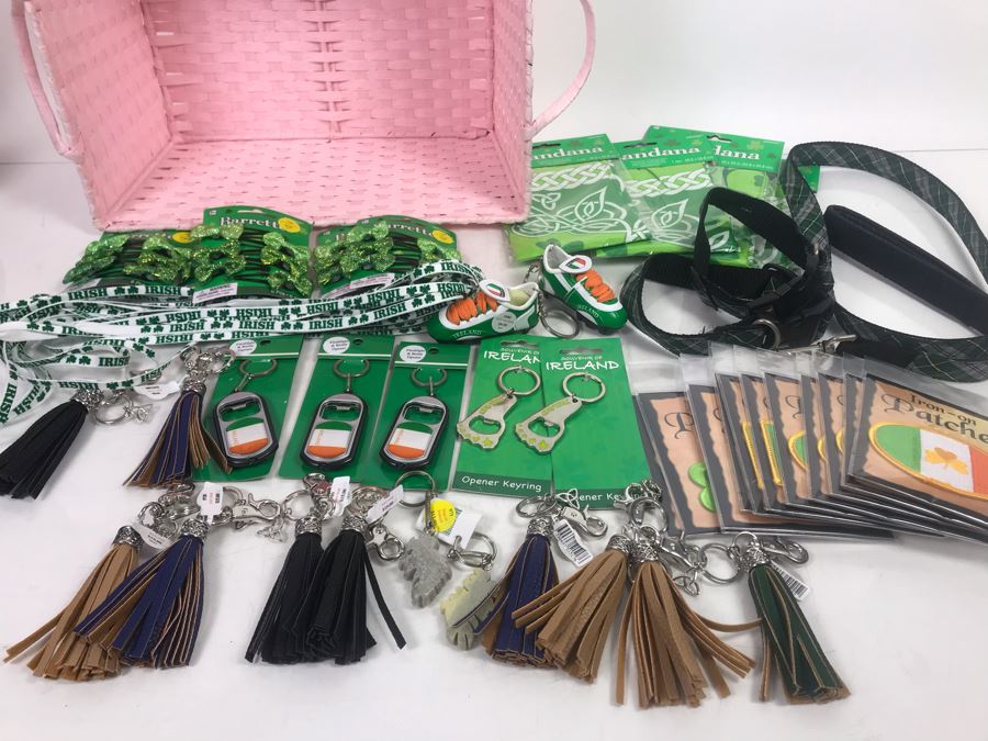 Just Added - Ireland Lot With Keychains, Key Fobs, Patches, Irish Barrettes, Irish Shoe Laces, Irish Bandanas, (2) Irish Dog Collars, Irish Dog Leash And Pink Basket - See Photos