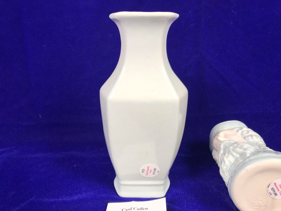 Just Added - Cyril Cullen Of Farney Castle Face Of Shannon Vase And Irish Hound Vase Retails $138 [Photo 8]