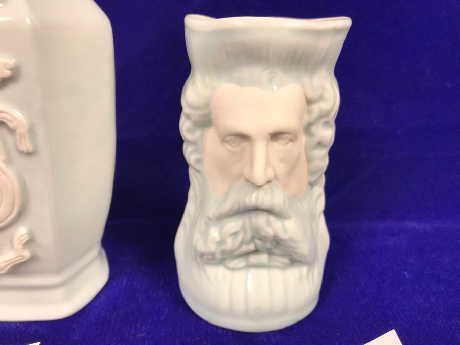 Just Added - Cyril Cullen Of Farney Castle Face Of Shannon Vase And Irish Hound Vase Retails $138 [Photo 3]