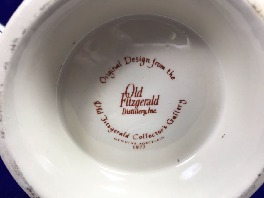 Just Added - Pair Of Vintage Old Fitzgerald Irish Charm Kentucky Whiskey Bottles Retails $100 [Photo 18]