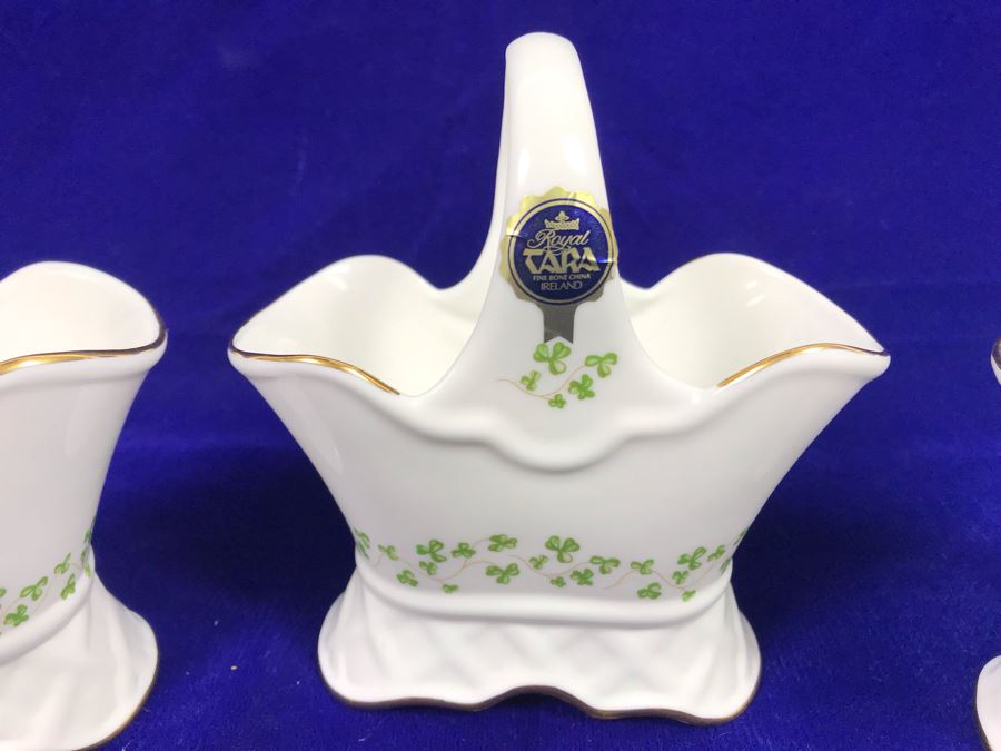 Just Added - (3) Royal Tara Fine Bone Irish China Trellis Baskets And Cosmos Cake Topper Retails $206 [Photo 7]