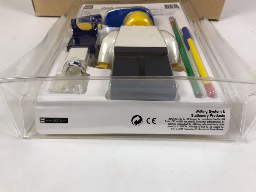 New 2004 LEGO Desk Pal Boy Stationery System By The CDM Company - 6 Desk Pals [Photo 9]