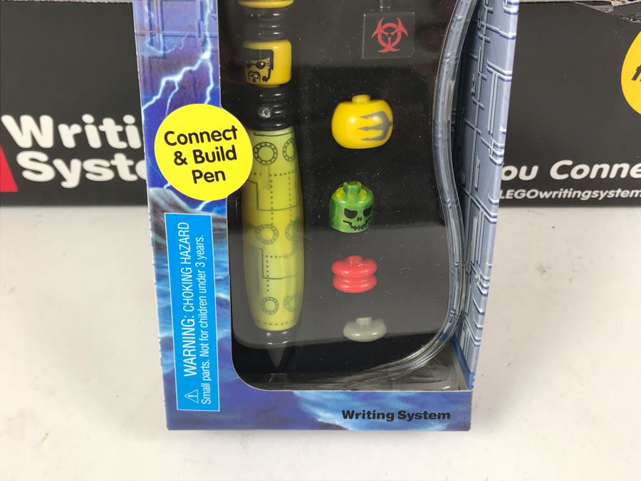 New 2002 LEGO Writing System Pens Merchandiser Store Display: Jack Stone Pens, Racers Pens, Belville Pens, Alpha Team Pens By The CDM Company - 24 Pens [Photo 21]
