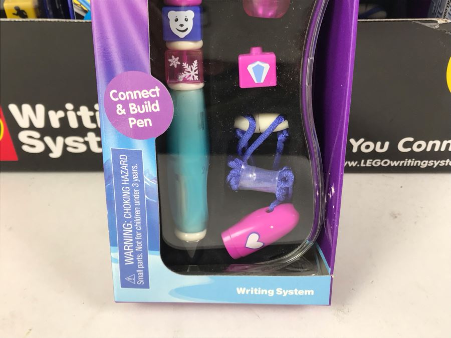 New 2002 LEGO Writing System Pens Merchandiser Store Display: Jack Stone Pens, Racers Pens, Belville Pens, Alpha Team Pens By The CDM Company - 24 Pens [Photo 17]