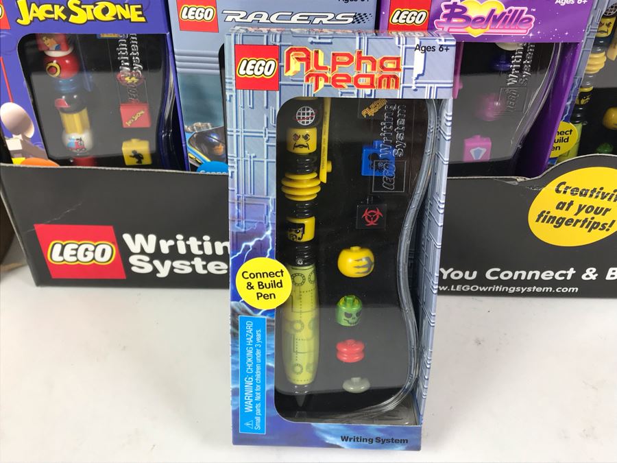 New 2002 LEGO Writing System Pens Merchandiser Store Display: Jack Stone Pens, Racers Pens, Belville Pens, Alpha Team Pens By The CDM Company - 24 Pens [Photo 19]