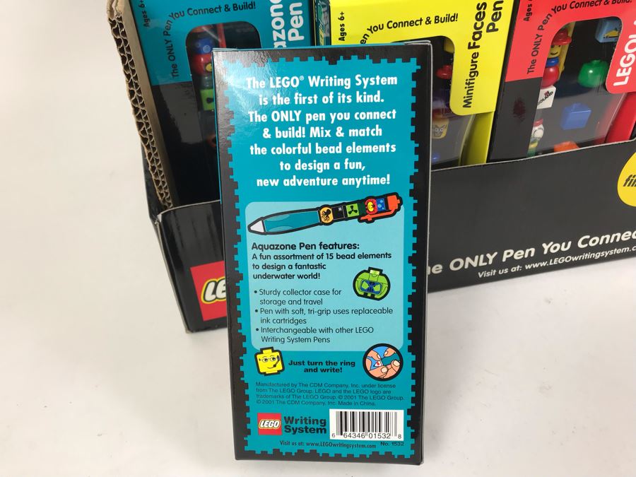 New 2001 LEGO Writing System Writing System Pens: Legoland Pen, Aquazone Pen, Faces Pen, Knights' Kingdom Pen Merchandiser Store Display By The CDM Company - 24 Pens [Photo 8]