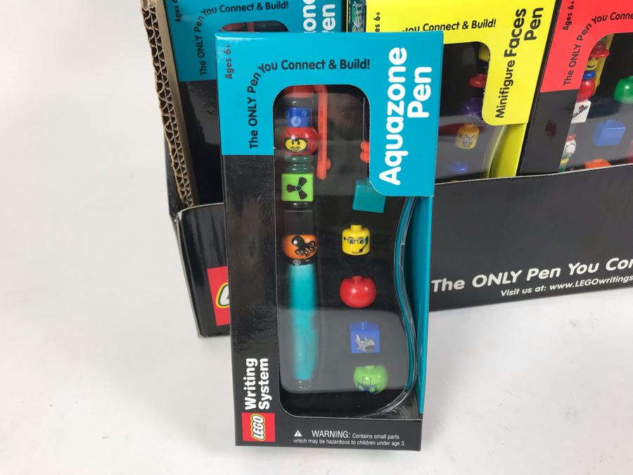 New 2001 LEGO Writing System Writing System Pens: Legoland Pen, Aquazone Pen, Faces Pen, Knights' Kingdom Pen Merchandiser Store Display By The CDM Company - 24 Pens [Photo 5]