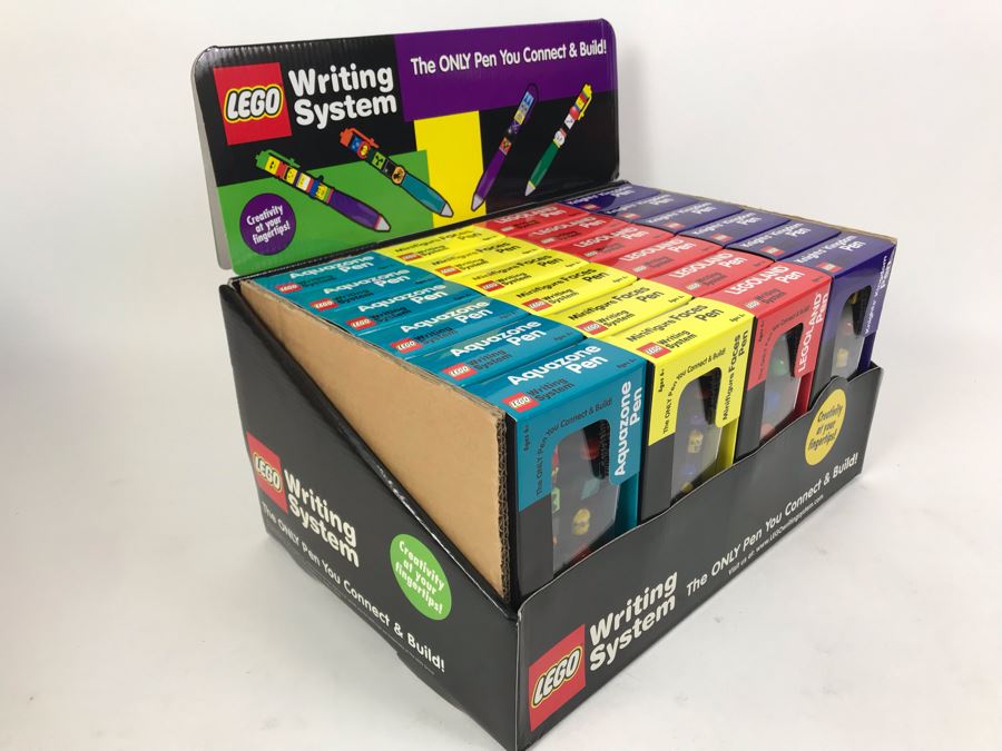 New 2001 LEGO Writing System Writing System Pens: Legoland Pen, Aquazone Pen, Faces Pen, Knights' Kingdom Pen Merchandiser Store Display By The CDM Company - 24 Pens [Photo 4]
