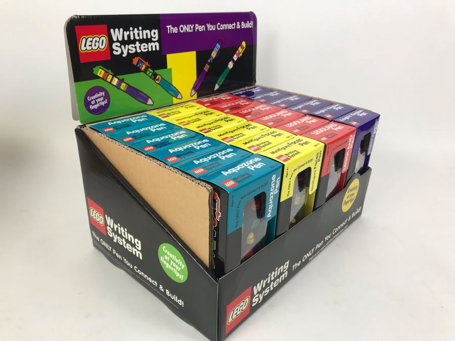 New 2001 LEGO Writing System Writing System Pens: Legoland Pen, Aquazone Pen, Faces Pen, Knights' Kingdom Pen Merchandiser Store Display By The CDM Company - 24 Pens [Photo 5]