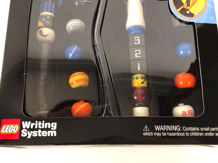 New 2001 LEGO Space Port Pen Pack Writing System Pens By The CDM Company - 3 Pen Packs [Photo 6]