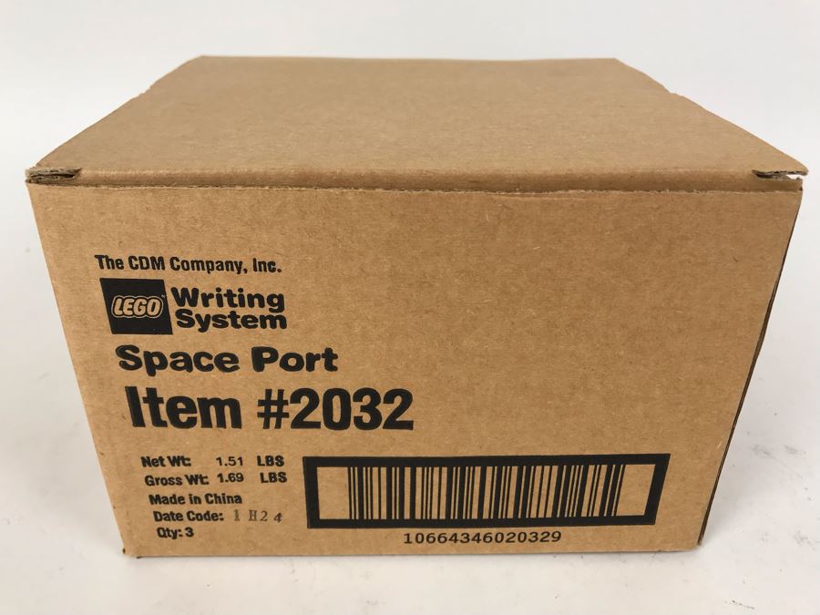New 2001 LEGO Space Port Pen Pack Writing System Pens By The CDM Company - 3 Pen Packs [Photo 2]