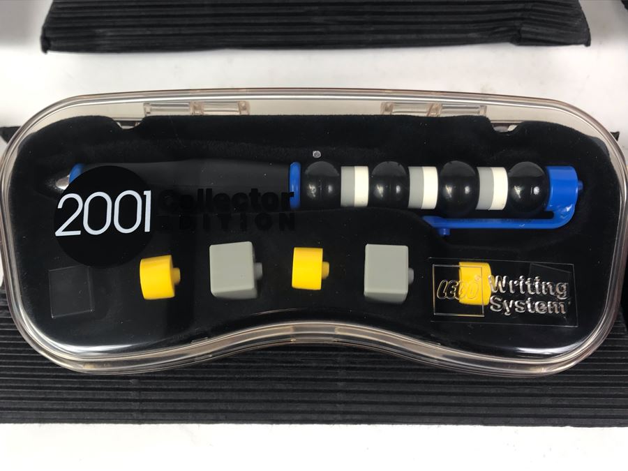 New 2001 LEGO Holiday Pen 2001 Collector Edition Pens Writing System Pens By The CDM Company - 12 Pens [Photo 2]