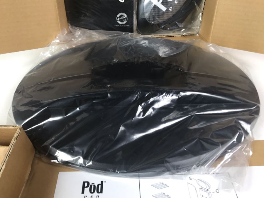 New Elvis Presley Limited Edition Individually Numbered Collectible Memorabilia Pod Pens With Merchandiser Store Display By The CDM Company - 2 Pens [Photo 6]