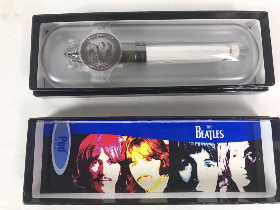 New Beatles Limited Edition Individually Numbered Collectible Memorabilia Pod Pens With Merchandiser Store Display By The CDM Company - 2 Beatles White Album Pens [Photo 17]