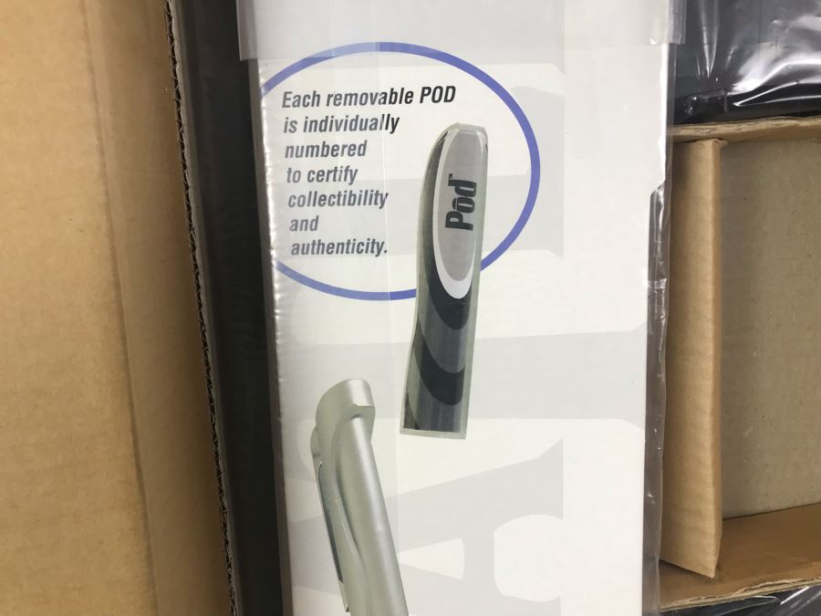 New Beatles Limited Edition Individually Numbered Collectible Memorabilia Pod Pens With Merchandiser Store Display By The CDM Company - 2 Beatles White Album Pens [Photo 9]