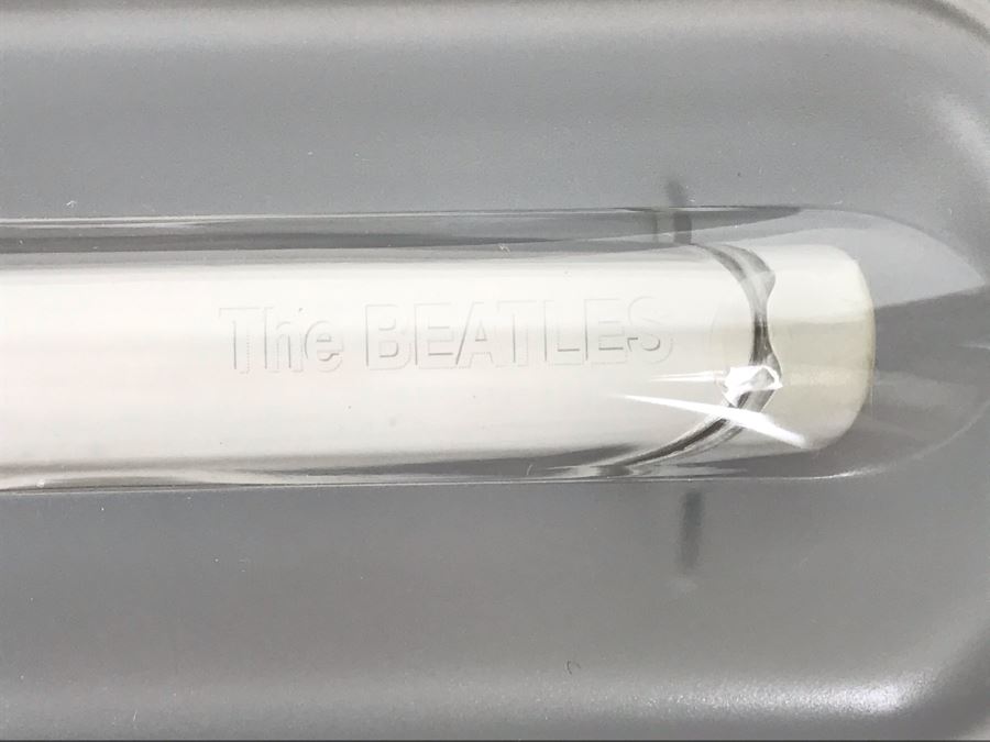 New Beatles Limited Edition Individually Numbered Collectible Memorabilia Pod Pens With Merchandiser Store Display By The CDM Company - 2 Beatles White Album Pens [Photo 14]