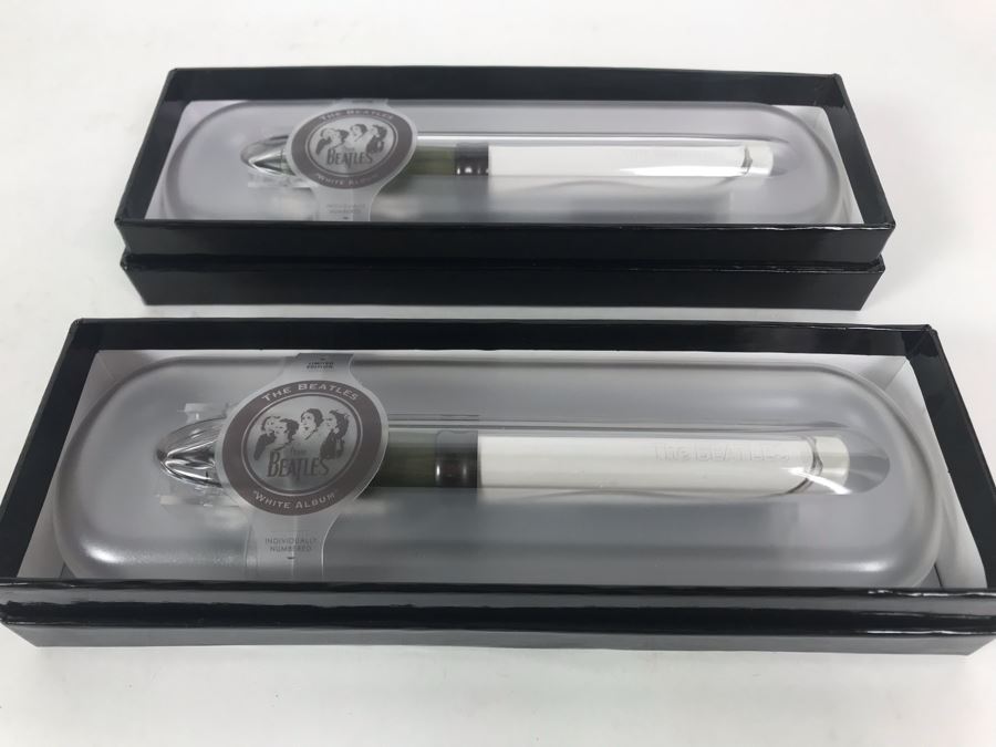 New Beatles Limited Edition Individually Numbered Collectible Memorabilia Pod Pens With Merchandiser Store Display By The CDM Company - 2 Beatles White Album Pens [Photo 15]
