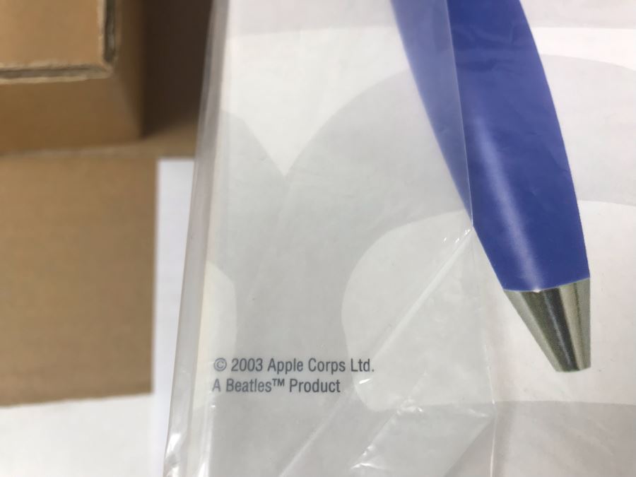 New Beatles Limited Edition Individually Numbered Collectible Memorabilia Pod Pens With Merchandiser Store Display By The CDM Company - 2 Beatles White Album Pens [Photo 11]