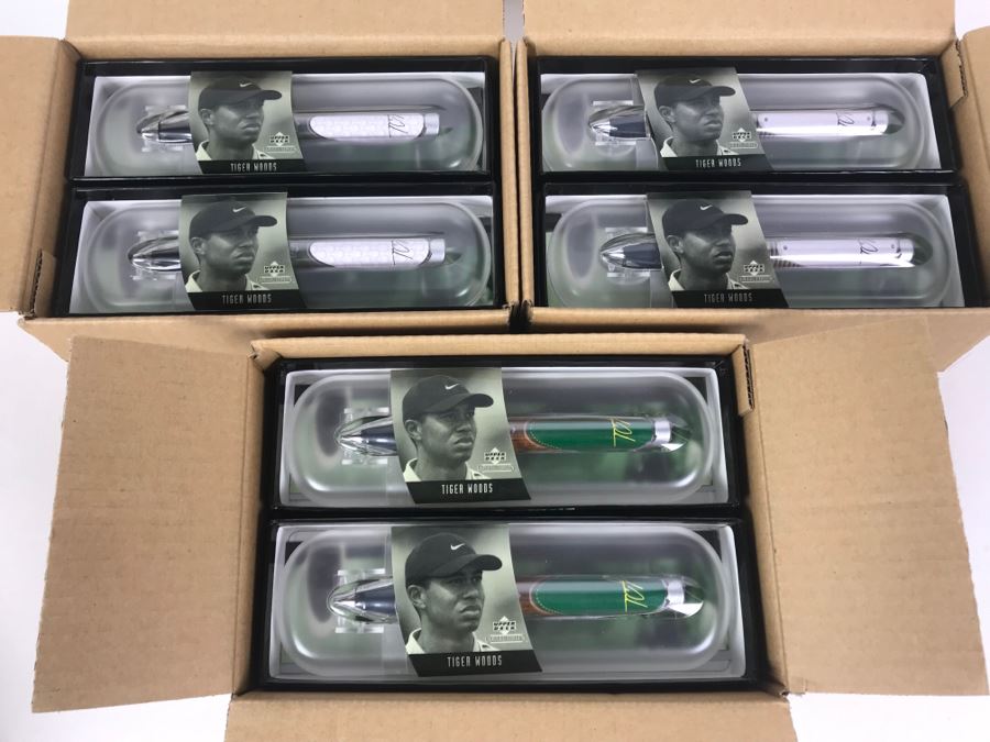 New Tiger Woods Upper Deck Collectibles Signature Series Limited Edition Individually Numbered Collectible Memorabilia Pod Pens With Merchandiser Store Display By The CDM Company - 3 Styles 24 Tiger Woods Pens [Photo 3]