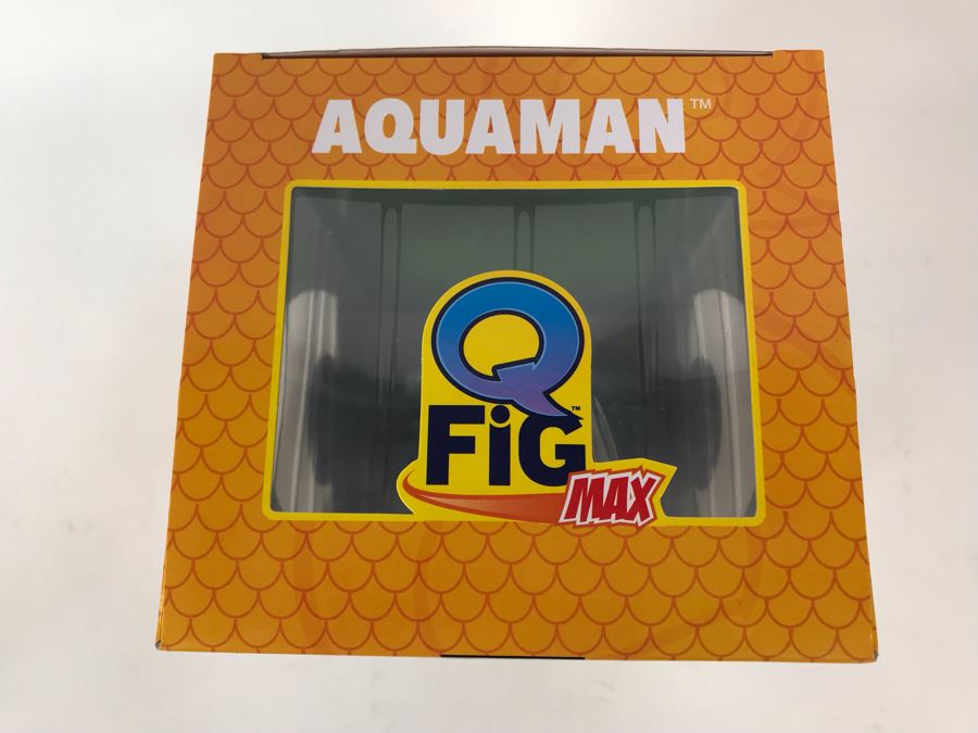 New 2016 DC Comics WB Aquaman Figurine By QMX [Photo 7]