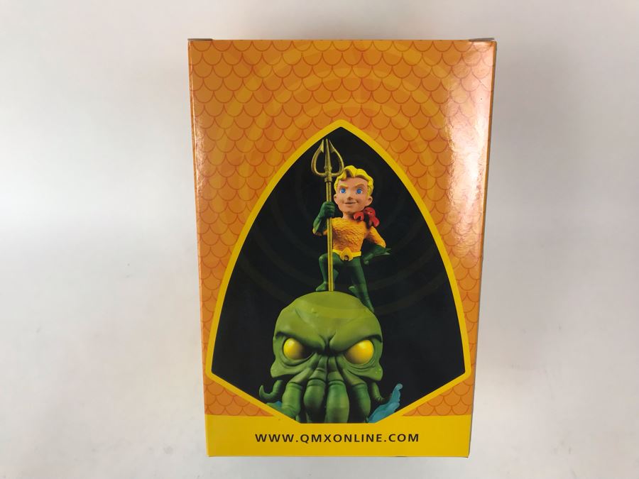 New 2016 DC Comics WB Aquaman Figurine By QMX [Photo 9]