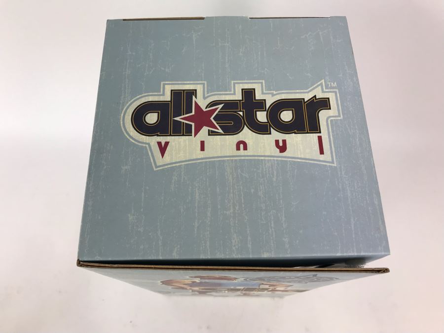 Rare Limited Edition Of 1,500 All Star Vinyl NBA The Lebrons King James Edition Athlete Lebron 2006 Upper Deck Collectibles Nike LeBron James Figure [Photo 13]