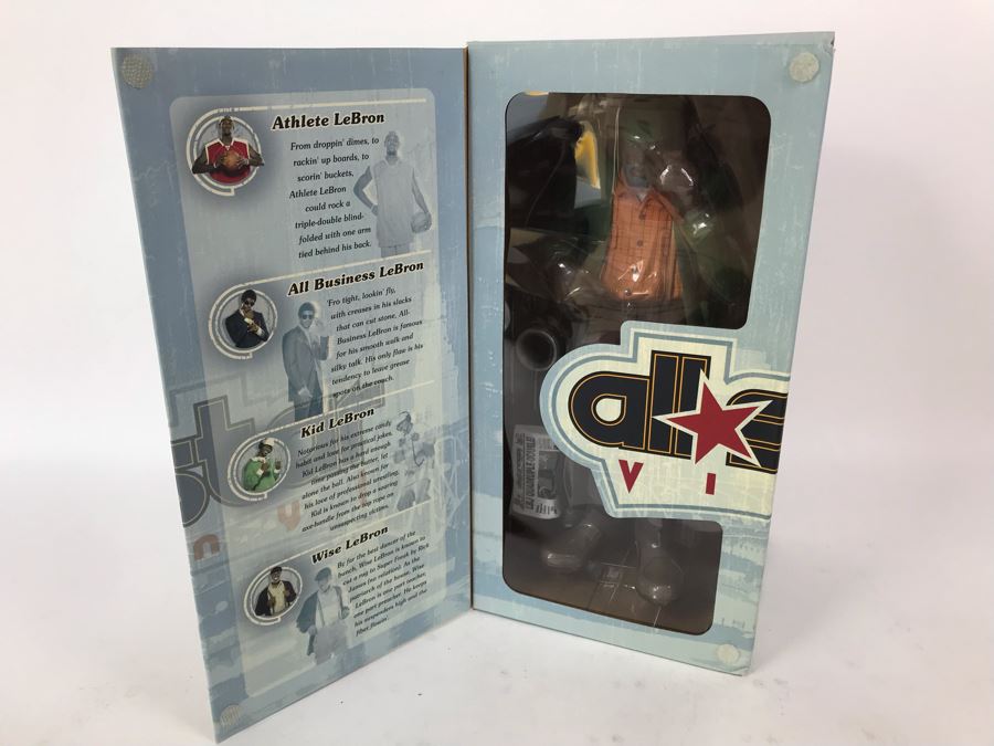 Rare Limited Edition Of 1,500 All Star Vinyl NBA The Lebrons -King James Edition Wise Lebron 2006 Upper Deck Collectibles Nike LeBron James Figure [Photo 2]