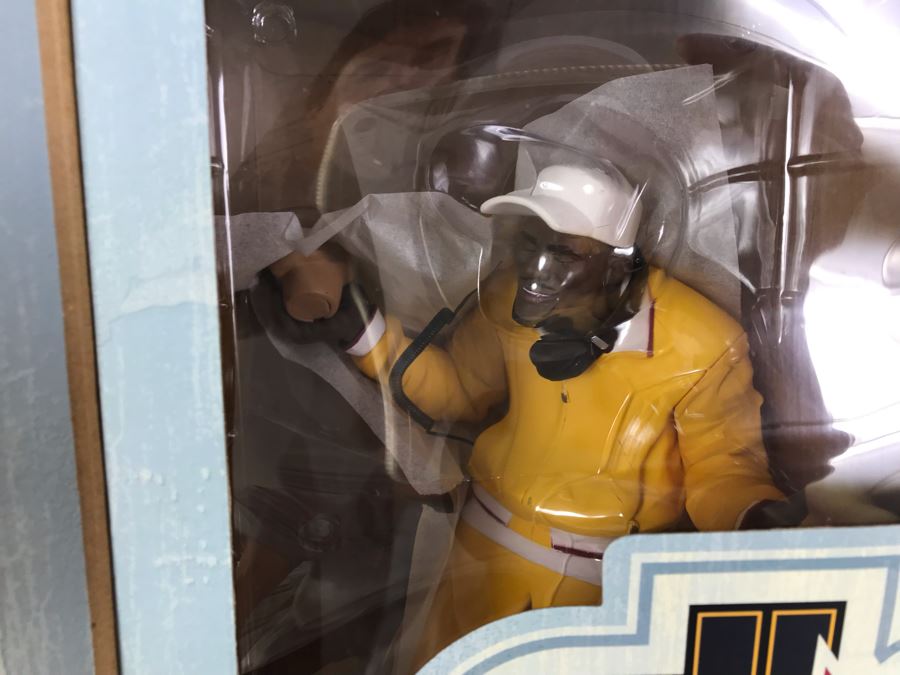 Rare Limited Edition Of 1,500 All Star Vinyl NBA The Lebrons King James Edition Kid Lebron 2006 Upper Deck Collectibles Nike LeBron James Figure [Photo 10]