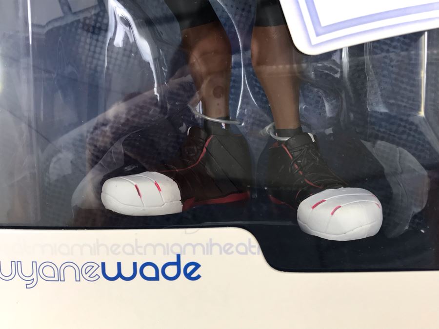 Rare Limited Edition Of 500 All Star Vinyl NBA Dwyane Wade Miami Heat Basketball 2007 Upper Deck Collectibles Collectible Vinyl Figure [Photo 9]