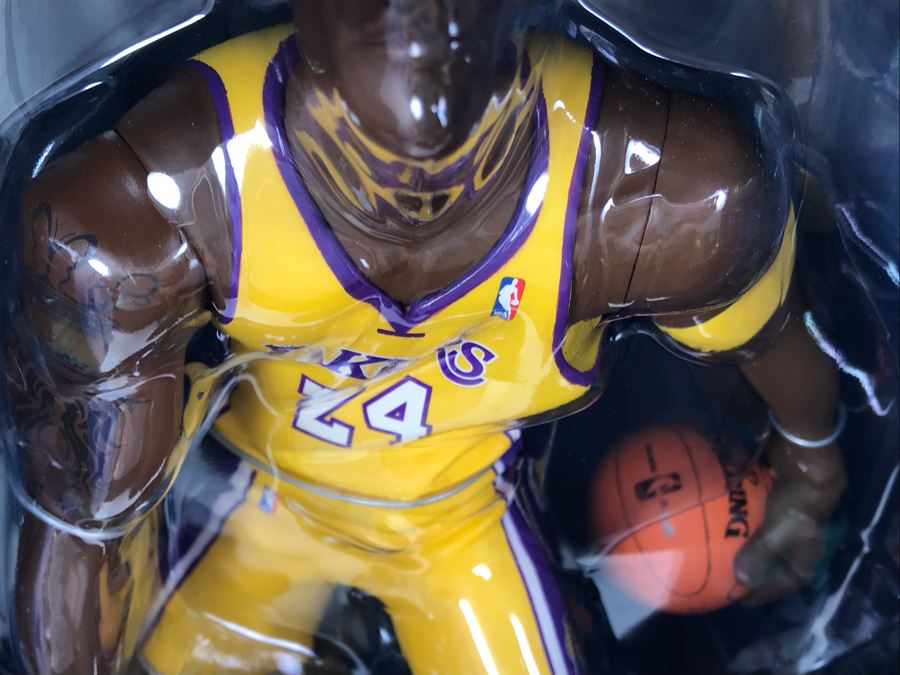 Rare Limited Edition Of 1,500 All Star Vinyl NBA Kobe Bryant Los Angeles Lakers Basketball 2007 Upper Deck Collectibles Collectible Vinyl Figure [Photo 11]