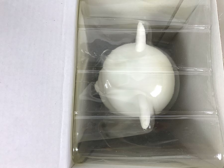 (3) New DIY QEE Do-It-Yourself Custom Qee Vinyl Collectible Toys: 8' Qee D-I-Y ToyerQ, KitCatQ And BearBearQ By Toy2r White Figures - See Photos [Photo 11]