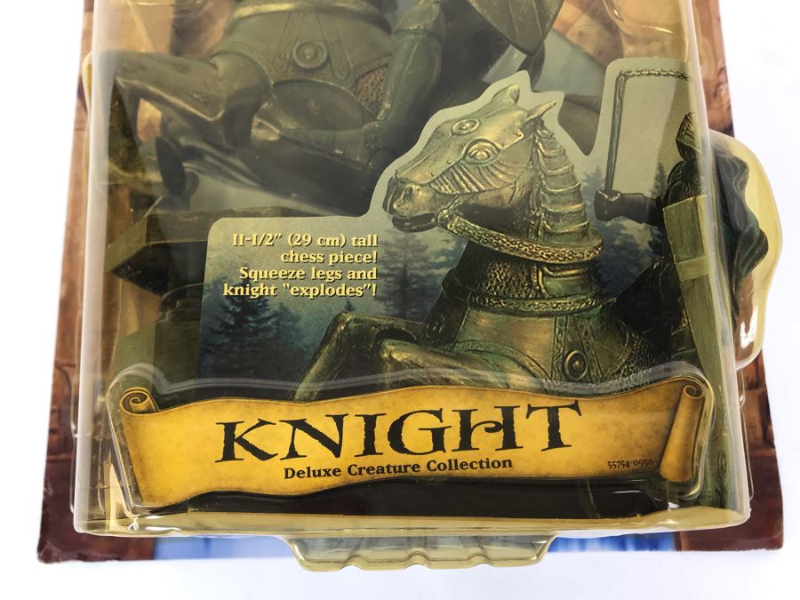 New 2002 Mattel Toys Harry Potter Knight Deluxe Creature Collection Action Figure 50846 [Photo 6]