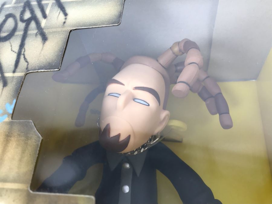 New In Box 2002 KORN Head Figure The Stronghold Group [Photo 4]