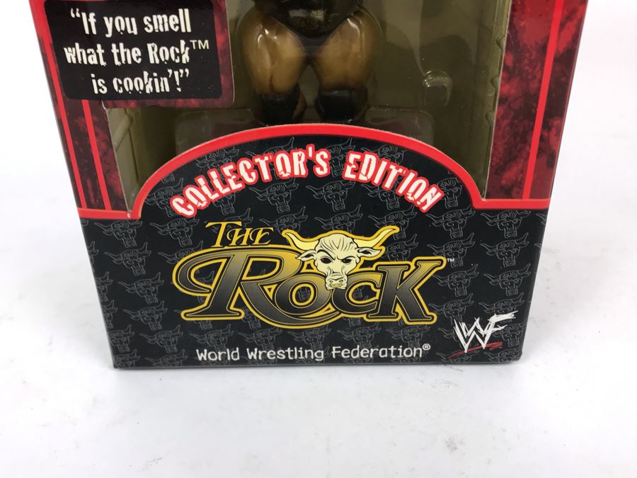 New In Box 2001 Collector's Edition The Rock World Wrestling Federation WWF Rumble Heads Bobble Heads With Attitude [Photo 3]