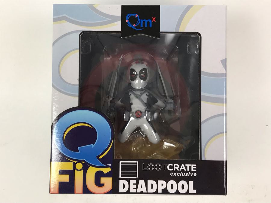 New In Box 2015 Marvel Deadpool Collectible Vinyl Action Figure Loot Crate Exclusive QMX Quantum Mechanix [Photo 1]