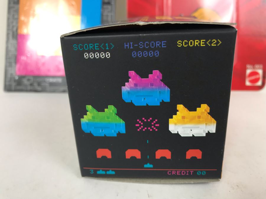New Mattel Epic Enamels Robot Of The Universe He-Bot, New Space Invaders Limited Edition Mini Alien Vinyl Figure By Loot Crate And Tetris Flexible Magnet Sheets By Loot Crate [Photo 4]
