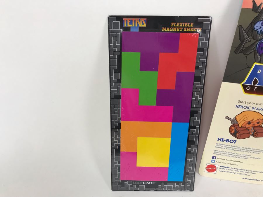 New Mattel Epic Enamels Robot Of The Universe He-Bot, New Space Invaders Limited Edition Mini Alien Vinyl Figure By Loot Crate And Tetris Flexible Magnet Sheets By Loot Crate [Photo 13]