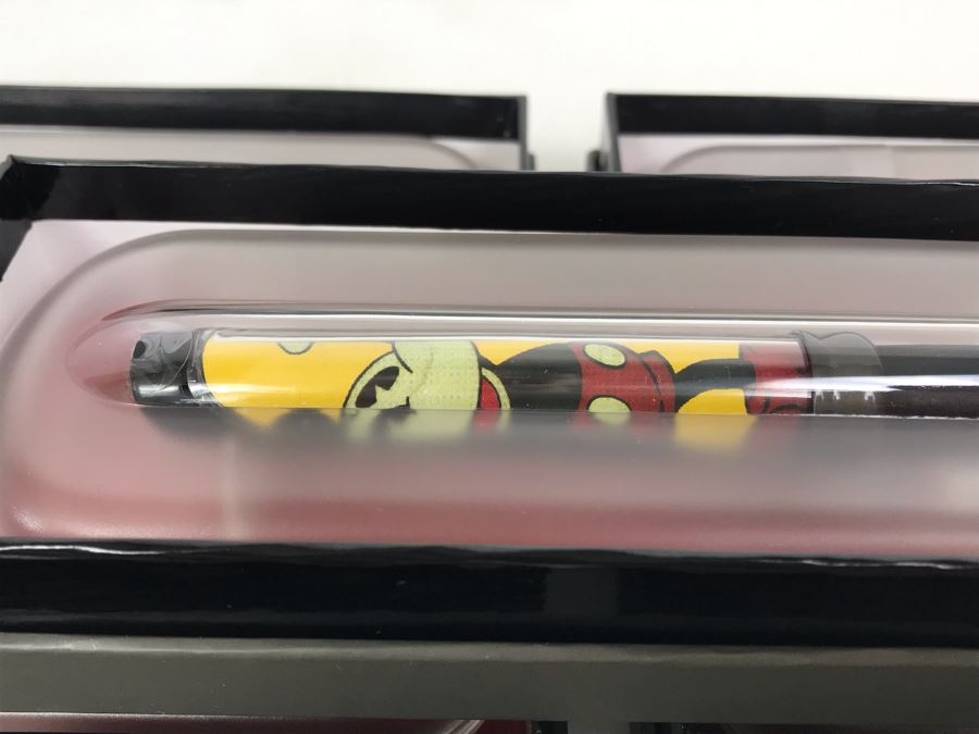 New Mickey Mouse Disney Limited Edition Individually Numbered Collectible Memorabilia Pod Pens - 7 Pens [Photo 6]