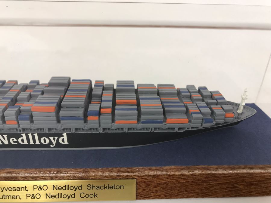 Metal Freight Container Ship Model Schiffsmodelle By Marian Jahnke Germany With Lucite Cover P&O Nedlloyd Whale Class 11'W X 3'D X 3'H [Photo 6]