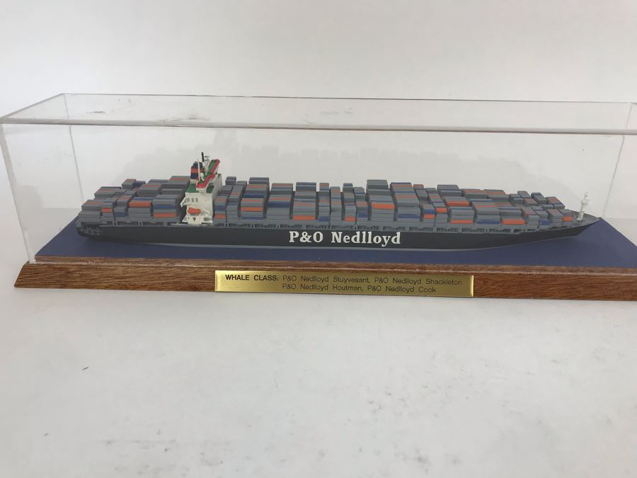 Metal Freight Container Ship Model Schiffsmodelle By Marian Jahnke Germany With Lucite Cover P&O Nedlloyd Whale Class 11'W X 3'D X 3'H [Photo 2]